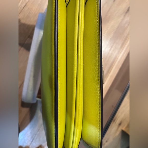Kate Spade Dakota Crossbody Bag in Chartreuse - Picture 9 of 11